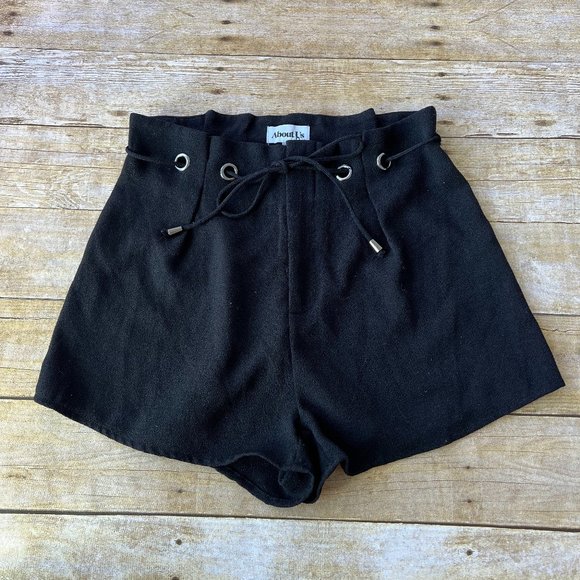 About Us Pants - About Us Devon Shorts in Black